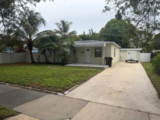 3033 Clyde Road, West Palm Beach, FL 33405