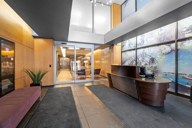 2020 N Lincoln Park West 30L, Chicago, IL 60614