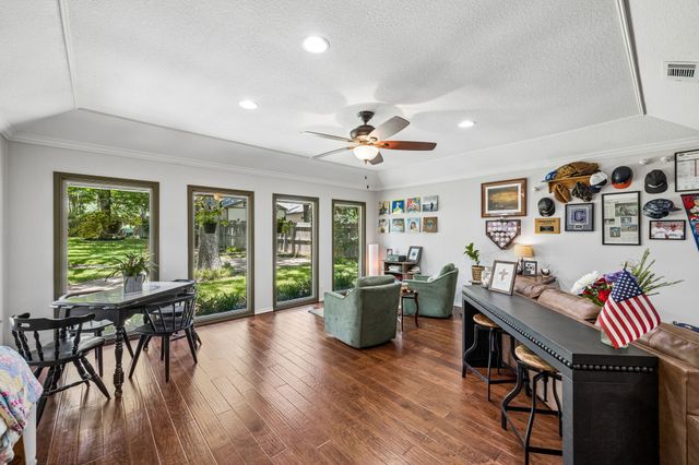 2814 Greenbrook Drive, Arlington, TX 76016
