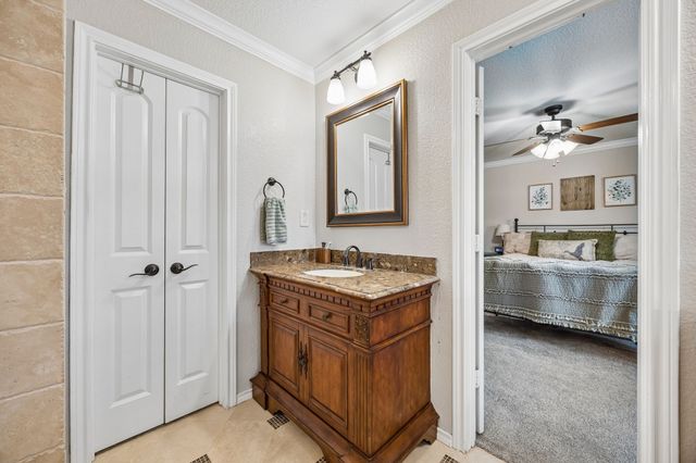 2814 Greenbrook Drive, Arlington, TX 76016