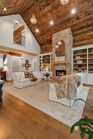 40 Fernwood Blvd., Sumrall, MS 39482