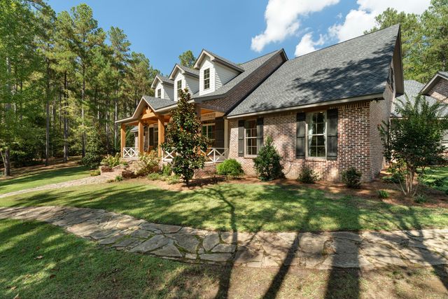 40 Fernwood Blvd., Sumrall, MS 39482