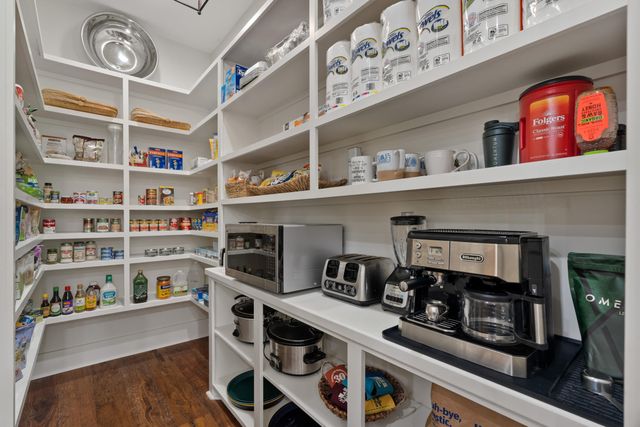 40 Fernwood Blvd., Sumrall, MS 39482