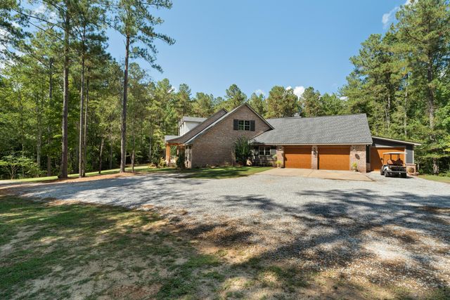 40 Fernwood Blvd., Sumrall, MS 39482