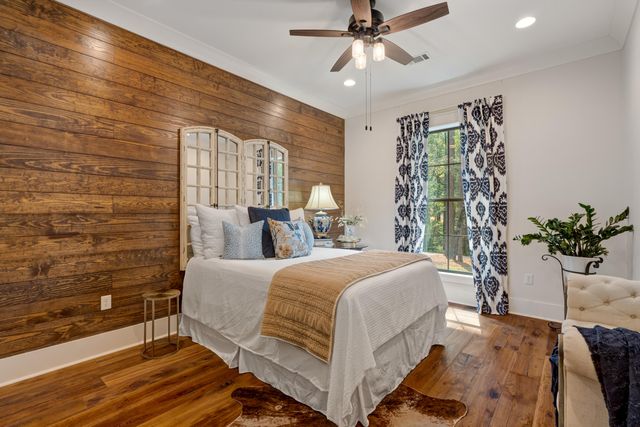 40 Fernwood Blvd., Sumrall, MS 39482