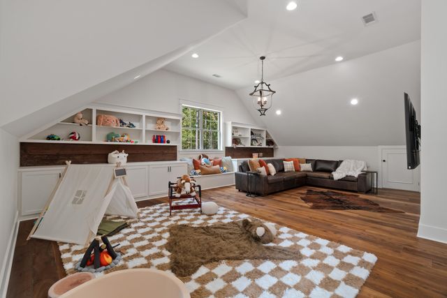 40 Fernwood Blvd., Sumrall, MS 39482