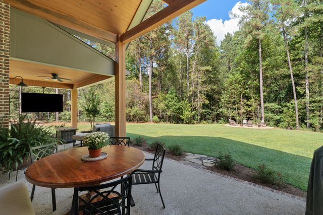 40 Fernwood Blvd., Sumrall, MS 39482