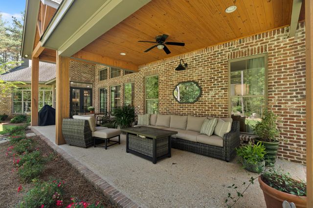 40 Fernwood Blvd., Sumrall, MS 39482