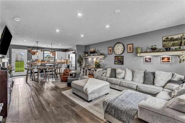 613 Cherrywood Lane, Painesville Twp, OH 44077
