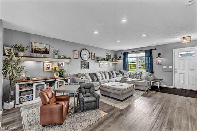 613 Cherrywood Lane, Painesville Twp, OH 44077
