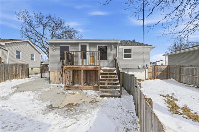 3808 RAMELLE Drive, Council Bluffs, IA 51501