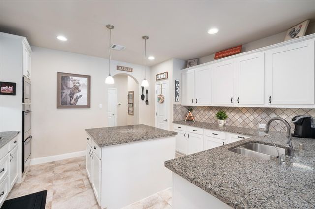 1017 Hoyt Drive, Mckinney, TX 75071