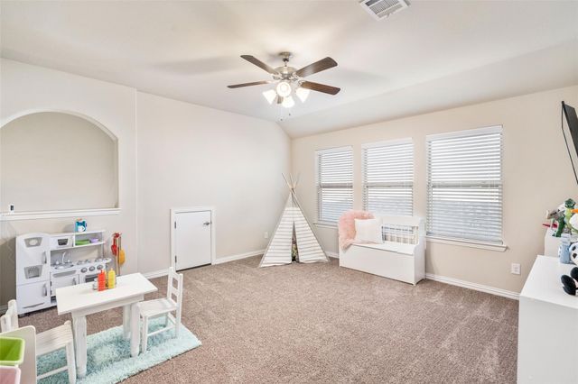 1017 Hoyt Drive, Mckinney, TX 75071