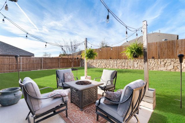 1017 Hoyt Drive, Mckinney, TX 75071