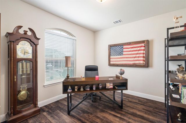 1017 Hoyt Drive, Mckinney, TX 75071