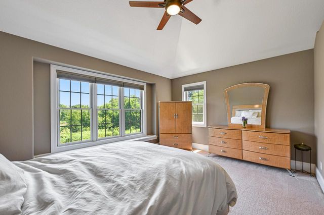 W292S5474 Fox Run COURT, Waukesha, WI 53189