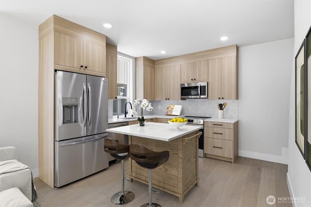 1401 29th Avenue, Seattle, WA 98122
