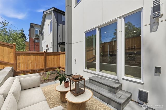 1401 29th Avenue, Seattle, WA 98122