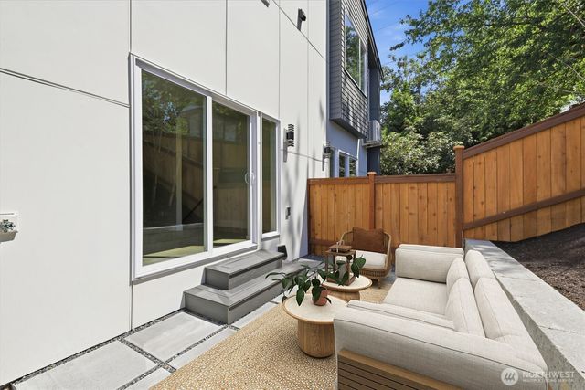 1401 29th Avenue, Seattle, WA 98122