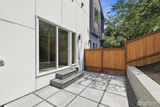 1401 29th Avenue, Seattle, WA 98122