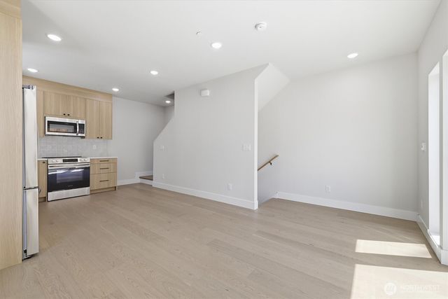 1401 29th Avenue, Seattle, WA 98122