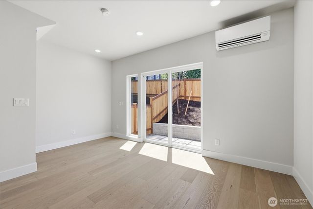 1401 29th Avenue, Seattle, WA 98122