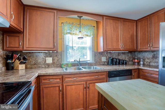 1945 SPRING RD, Carlisle, PA 17013