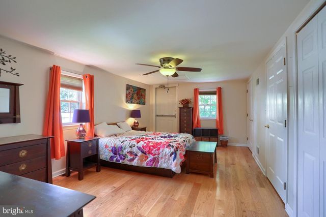 1945 SPRING RD, Carlisle, PA 17013