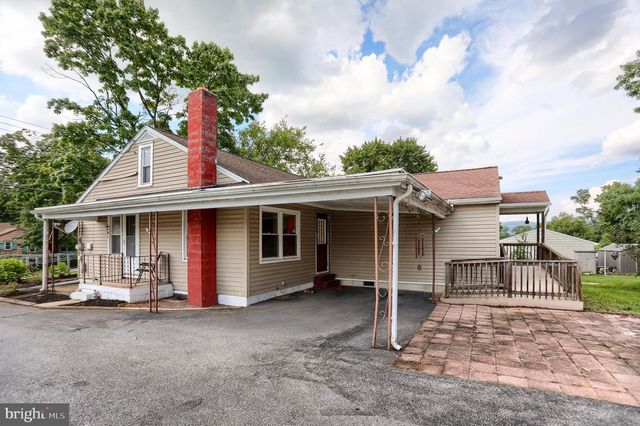 1945 SPRING RD, Carlisle, PA 17013