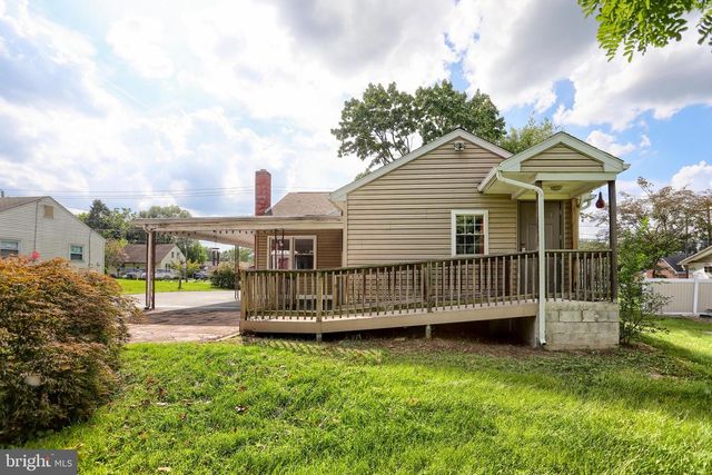 1945 SPRING RD, Carlisle, PA 17013
