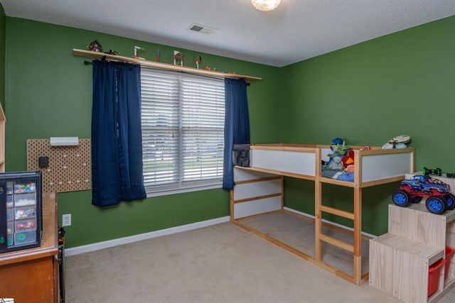 727 Evelyn Mae Road, Inman, SC 29349