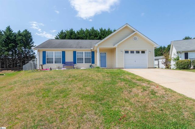 727 Evelyn Mae Road, Inman, SC 29349