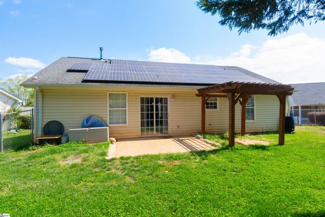 727 Evelyn Mae Road, Inman, SC 29349