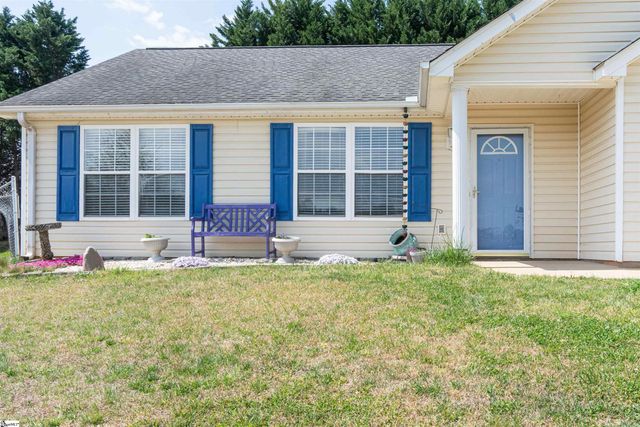 727 Evelyn Mae Road, Inman, SC 29349