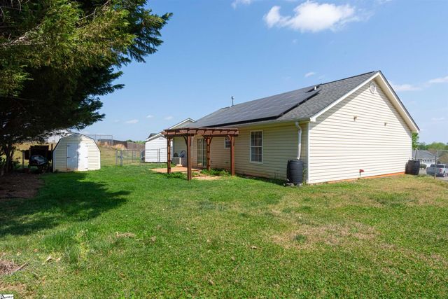 727 Evelyn Mae Road, Inman, SC 29349