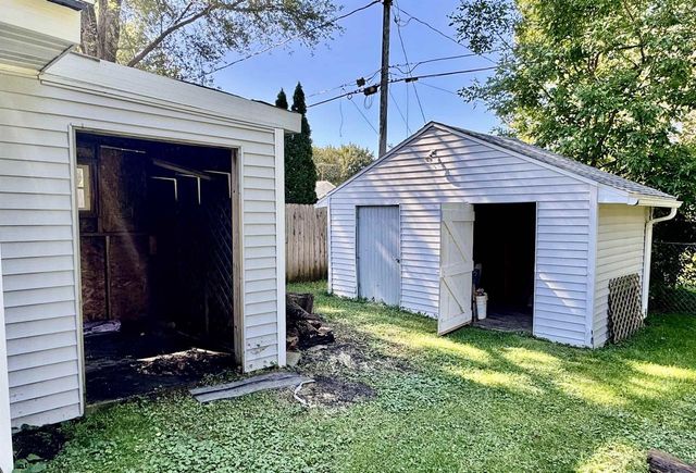 1518 S Willard Avenue, Janesville, WI 53546