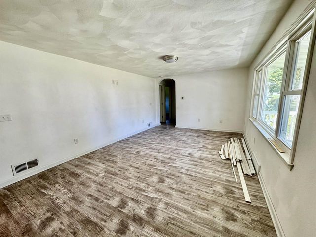 1518 S Willard Avenue, Janesville, WI 53546