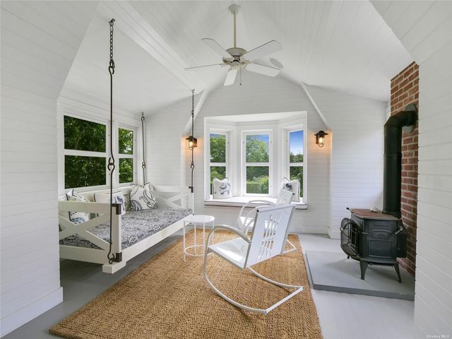 9 Ocean Avenue, Quogue, NY 11959