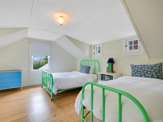 9 Ocean Avenue, Quogue, NY 11959