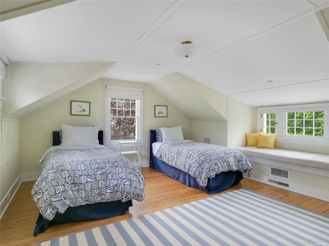 9 Ocean Avenue, Quogue, NY 11959