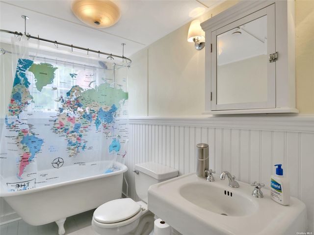 9 Ocean Avenue, Quogue, NY 11959