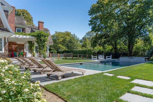9 Ocean Avenue, Quogue, NY 11959