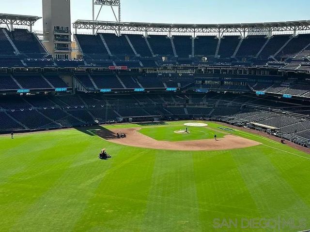 325 7th Ave 1301, San Diego, CA 92101