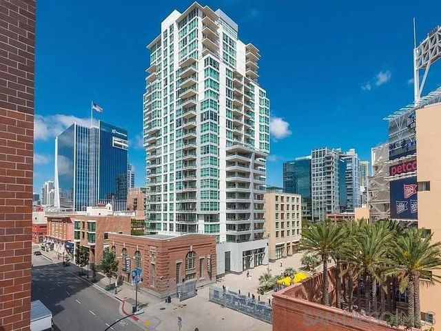325 7th Ave 1301, San Diego, CA 92101