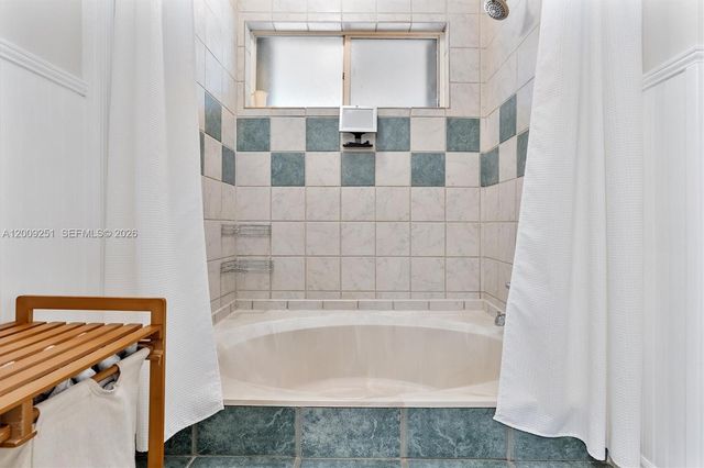 9347 SW 1st St 803, Plantation, FL 33324