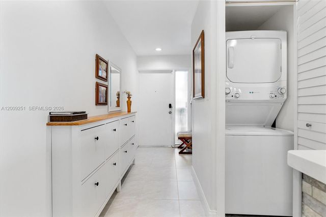 9347 SW 1st St 803, Plantation, FL 33324