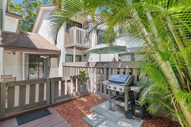 9347 SW 1st St 803, Plantation, FL 33324