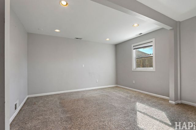 42522 N Lake Avenue, Antioch, IL 60002