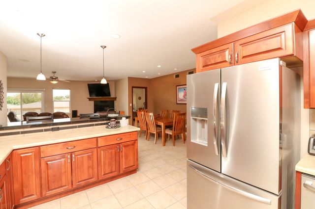 856 Summer Bend Court, Grand Junction, CO 81506