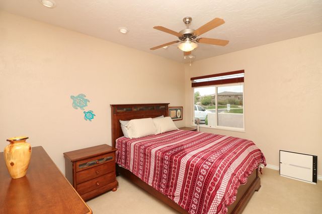 856 Summer Bend Court, Grand Junction, CO 81506